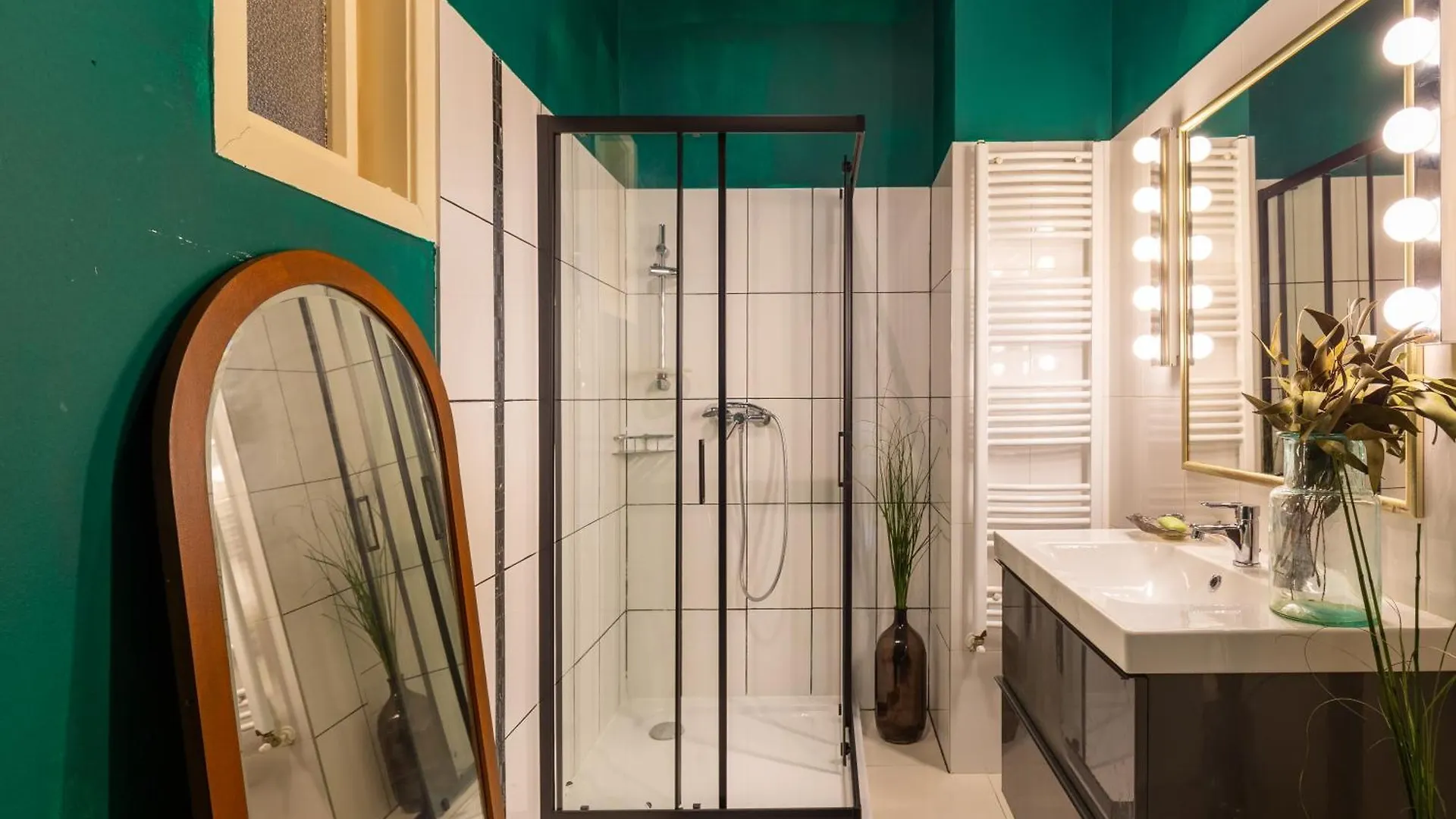 Artist Residence By Stn Budapest